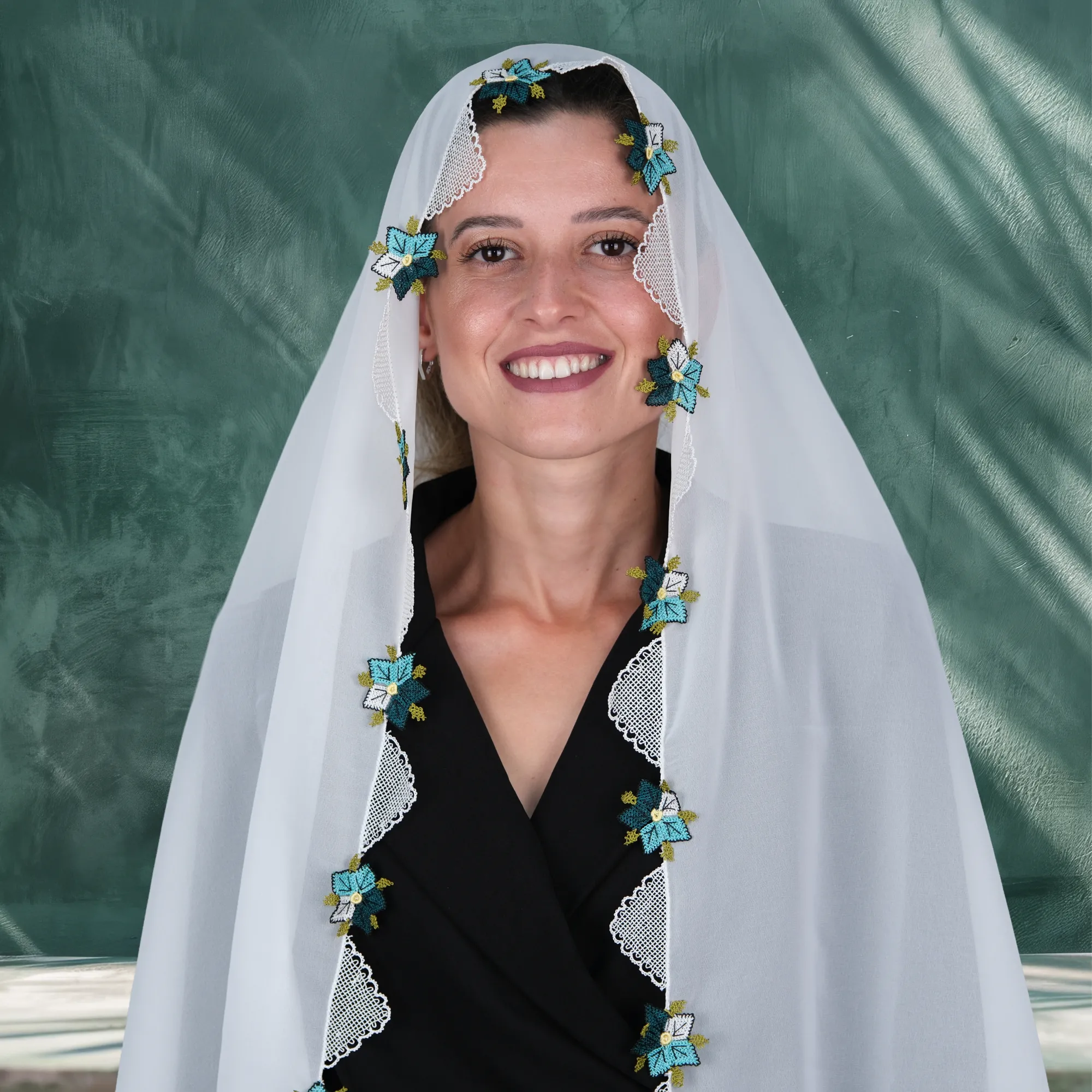 Yıldız Çiçeği Motifli Gönen İğne Oyası Namaz Örtüsü Tesbihli Set Resim 3